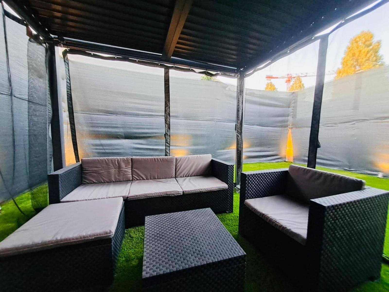 Belle Suite Metro 14 Paris オルリー エクステリア 写真