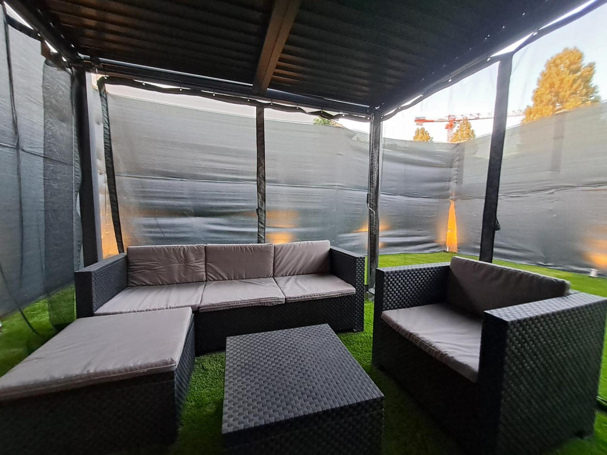 Belle Suite Metro 14 Paris オルリー エクステリア 写真